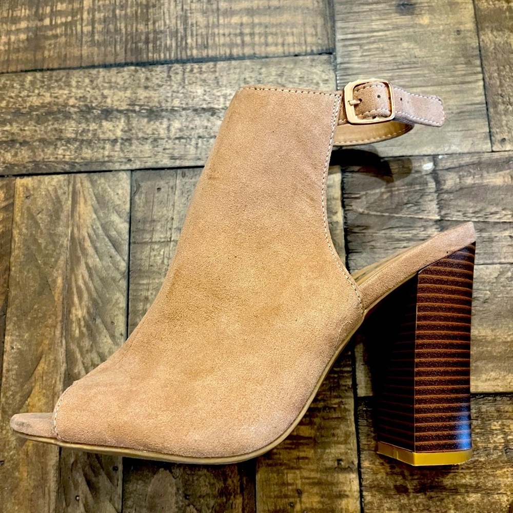 Lulus Suede Open Toe Block Heel
